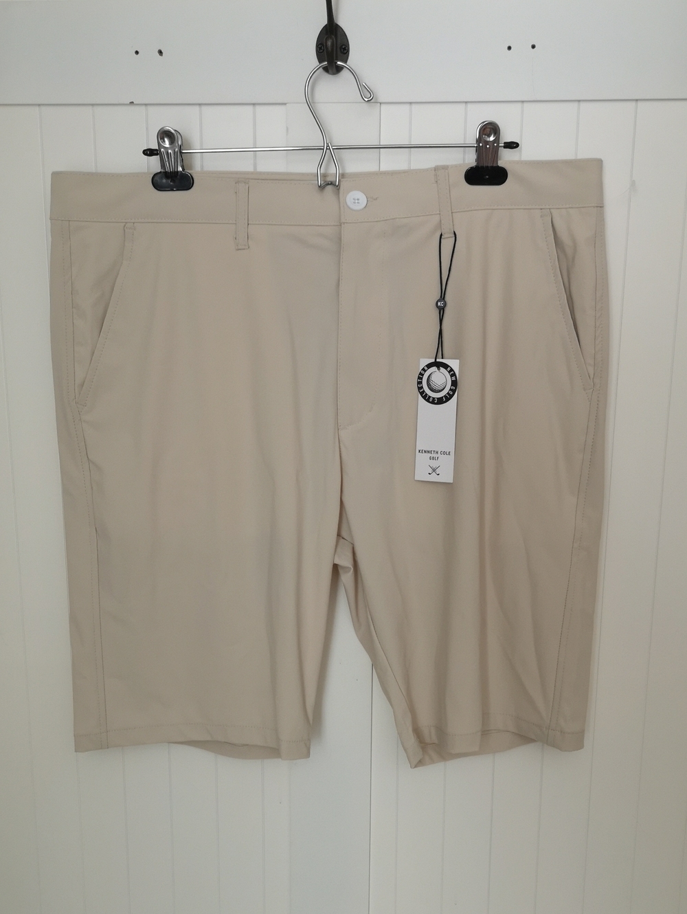 Brand New Men's Kenneth Cole Size 38 Golf Shorts Cream Colour 10" Seam Pockets